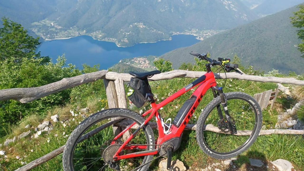 Ca' Albano Apartman Mezzolago Kültér fotó